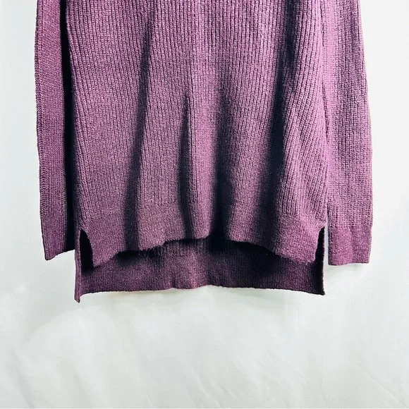 NWT Natural Reflections Women’s Sz Medium Purple V-Neck Long Sleeve Sweater - Picture 4 of 6